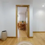 Puerta Al Encanto, Descubre Tuy By