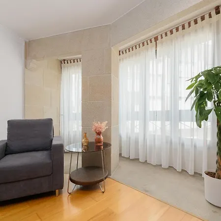 Puerta Al Encanto, Descubre Tuy By Tui